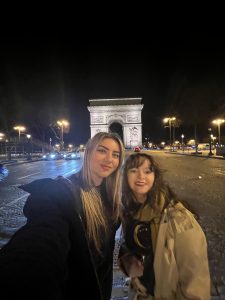Gabi and I at the Arc de Triomphe 