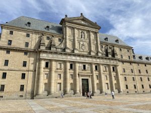 The Palacio Escorial from it's entrance. Former Prime Minister of Spain José Maria Aznar hosted his daughter's wedding in this venue. 