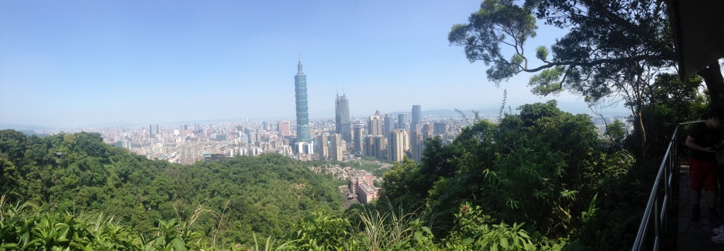 View-of-Taipei-from-Elephant-Mountain - Harry July 2016