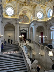 Dentro del Palacio Real