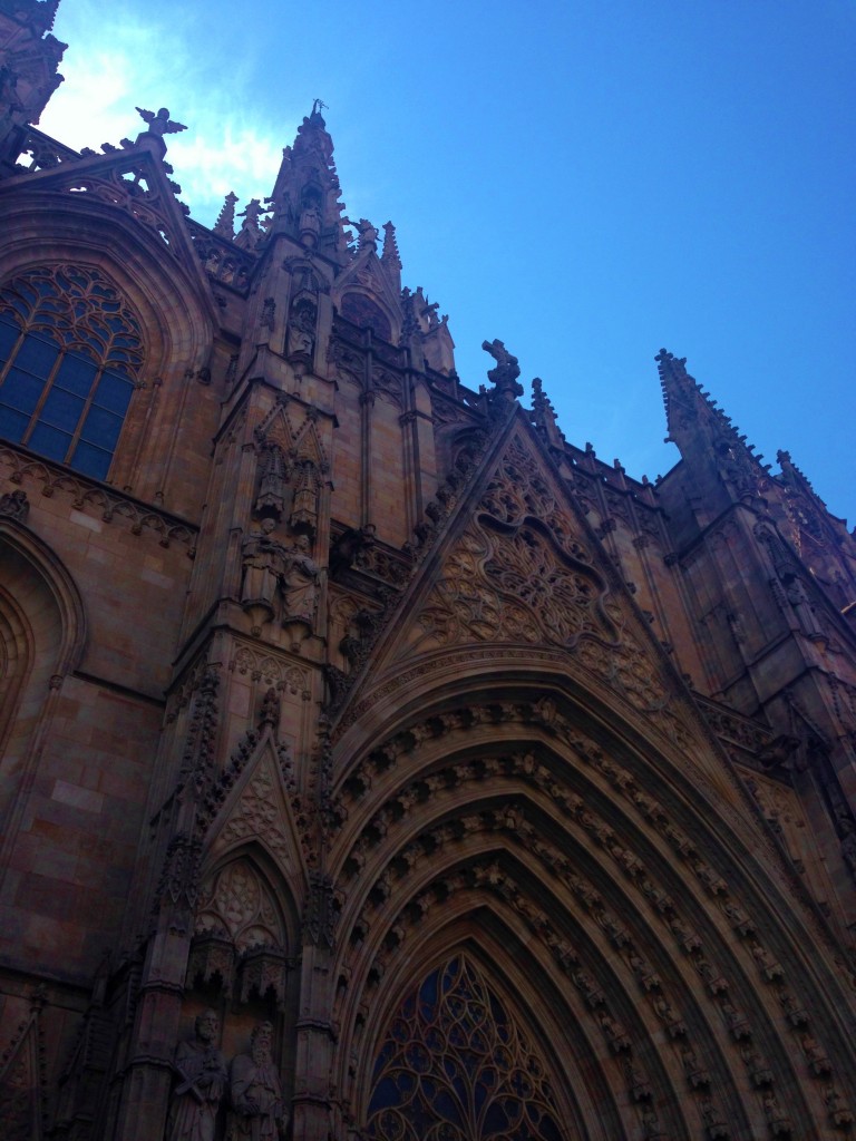 Barcelona Cahedral, looking up!