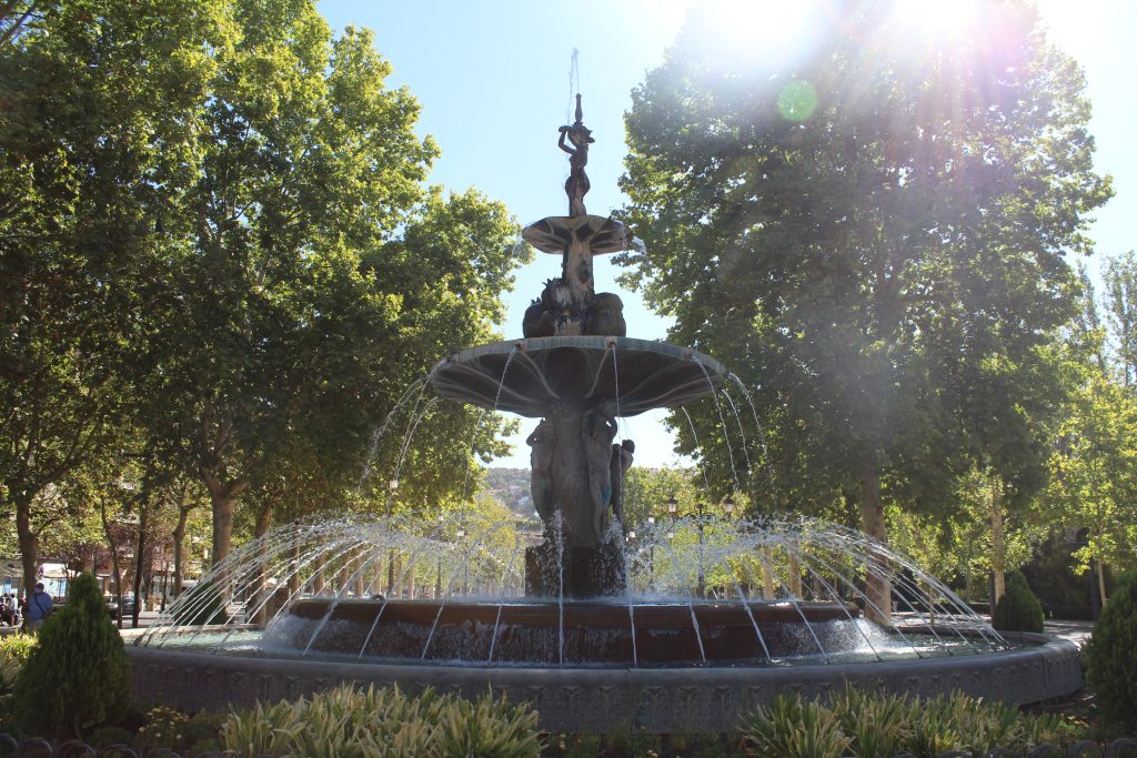 Fuente de la Granadas